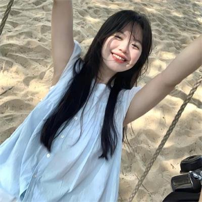 哈莉·奎茵第一季 海报